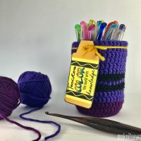 Crayon Mason Jar Cover - Free Crochet Pattern